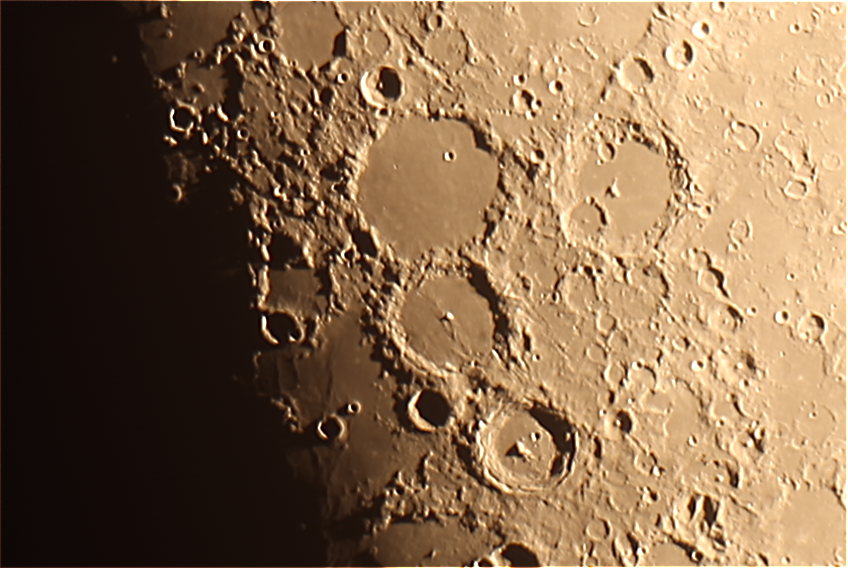 2017-06-02_fred_lune_8.png 2017-06-02_fred_lune_8.png