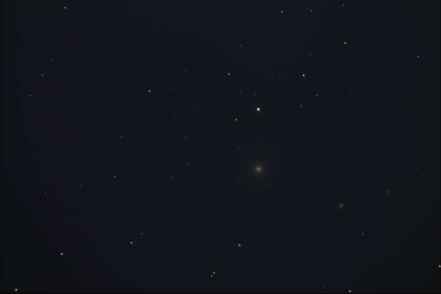 r_pp_m87_stacked.jpg r_pp_m87_stacked.jpg